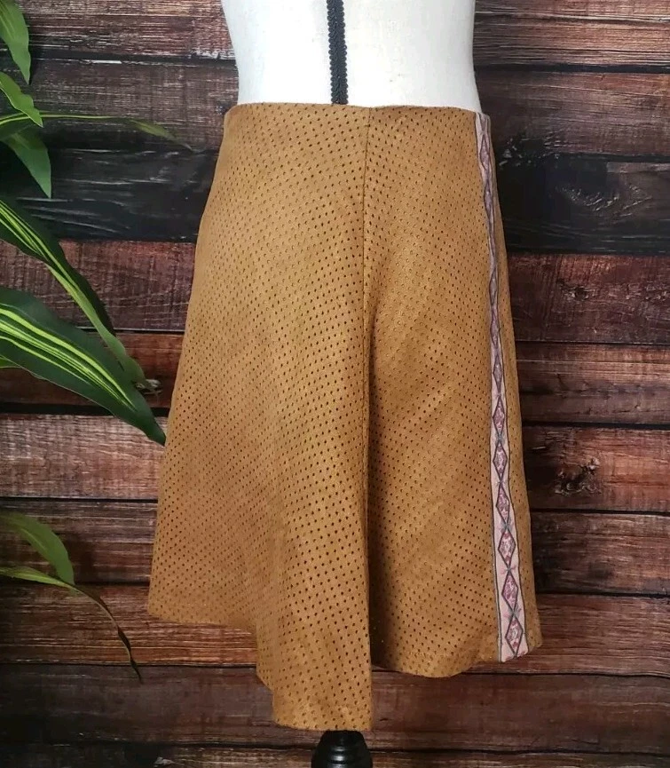 Falda Chelsea y Violeta Talla Pequeña Mujer Imitación Gamuza Bordada Cremallera Forrada Trasera Foto 3 de 4