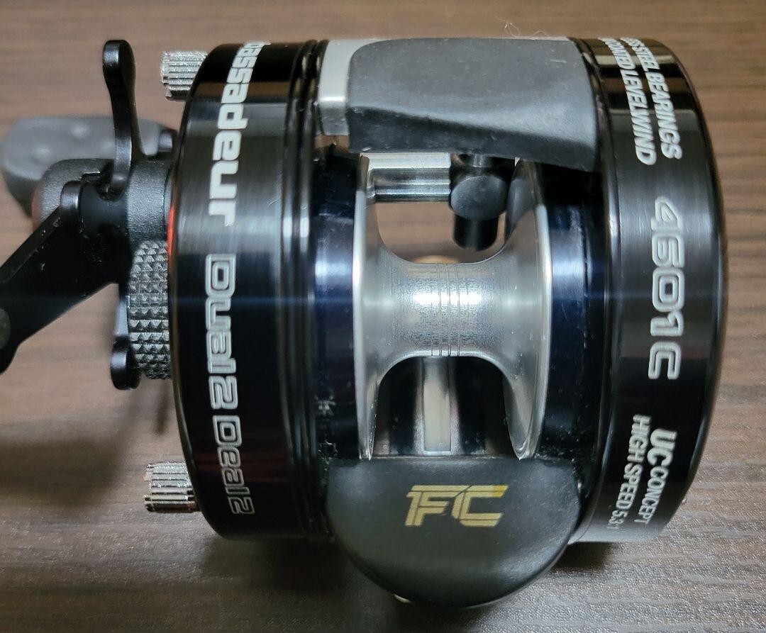 Abu Garcia Ambassadeur UC 4601C Dual2 Deal 2 Black Left Abu Garcia Ambassadeur UC 4601C Dual2 Deal 2 Black Left