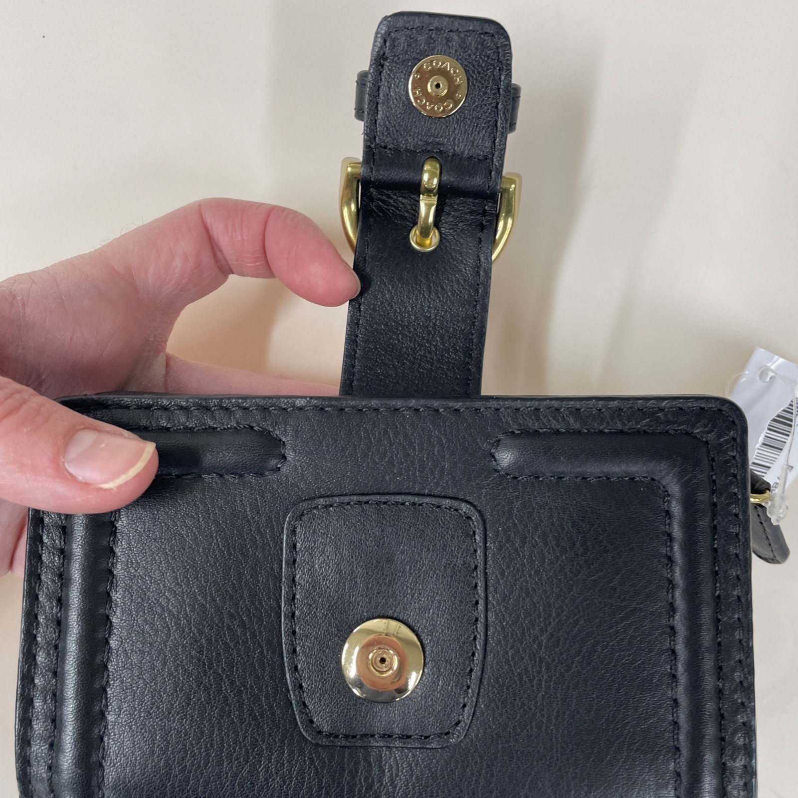 Coach Women's Zipper Wallet Black thumbnail 6