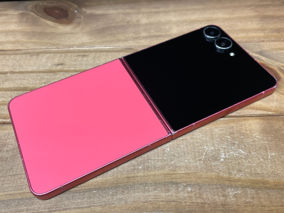 Samsung Galaxy Z Flip 7 - SM-F766U - 256 GB - Coralred (Xfinity