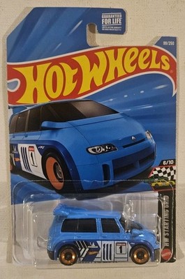 2026 Hot Wheels Renault Espace F1 Blue #99
