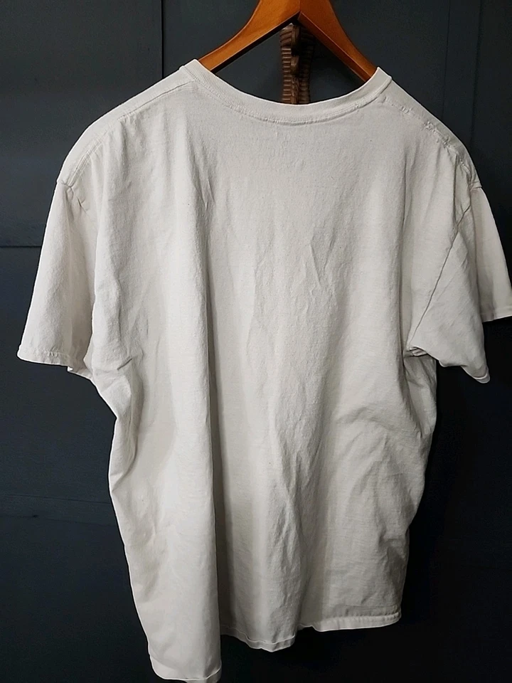 Camiseta God Is Dope XL, Blanco Rojo, Amarillo y Verde Foto 4 de 4