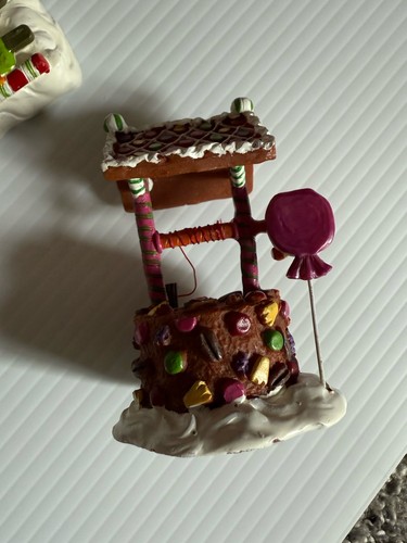 Lemax Sugar N Spice Gingersleigh And Wishing Well With Sled And Snowman No Boxes - Picture 6 of 7