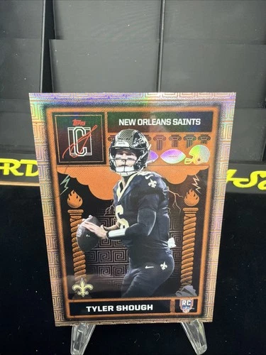 2025 Topps Signature Tyler Shough Base (RAW)