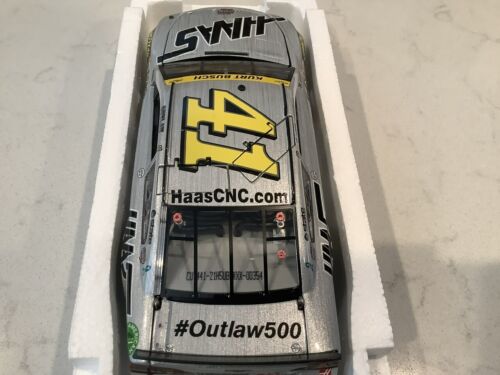 KURT BUSCH AUTOGRAPHED 2014 CHEVY SS HAAS AUTOMATION 500TH START DIECAST & CARD - Picture 11 of 16