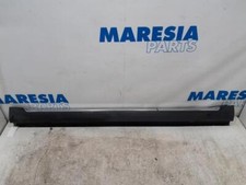 Baguette de porte Peugeot 4007