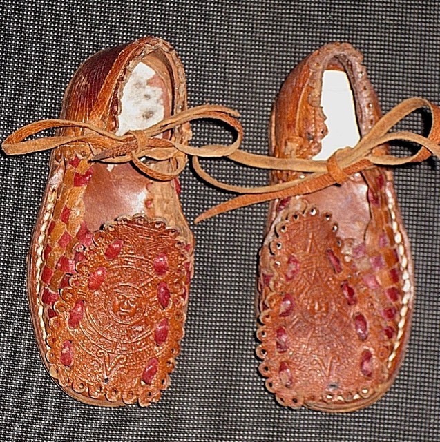 VINTAGE TOOLED BROWN LEATHER MEXICO SANDALS SHOES BABY TODDLER GIRLS