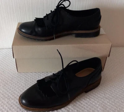 Chaussures à lacet cuir noir P/39,5 "Clarks" - Photo 1/4