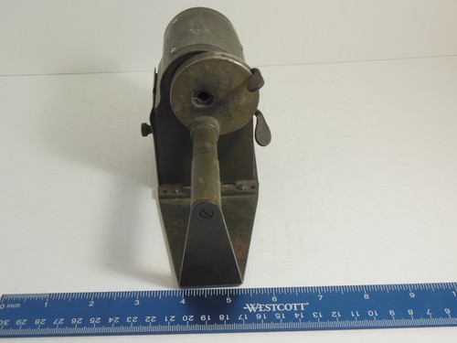 Antique Dandy Automatic Feed Pencil Sharpener Patent Dates 1900 - 1919 Works ! - Picture 5 of 6