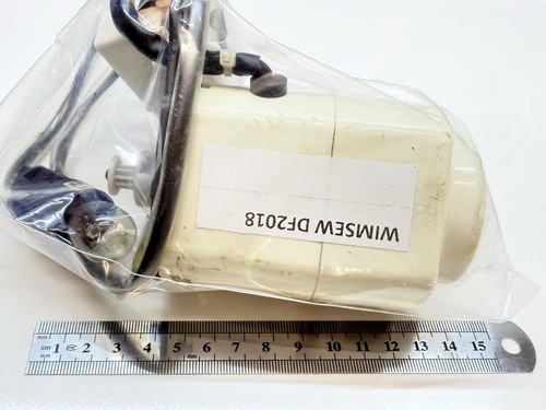 Motor + Stromanschluss mit Glühbirnenhalter für WIMSEW DF2018 Nähmaschine