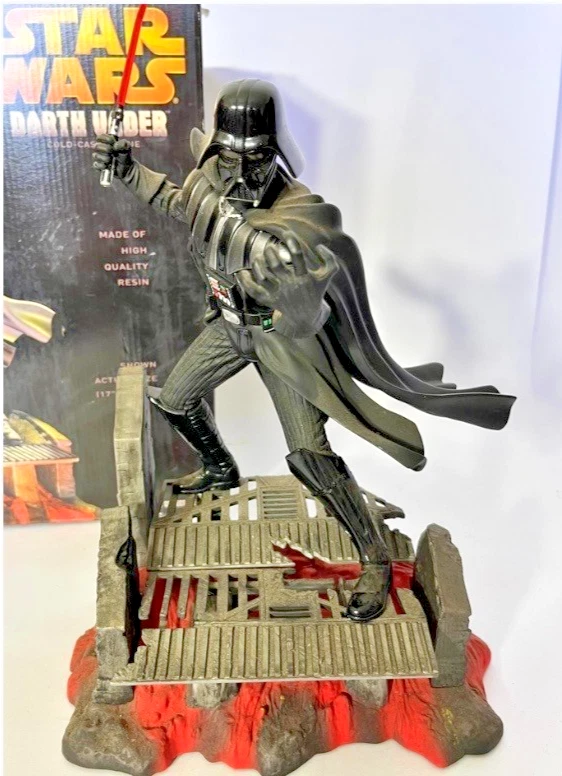 Las mejores ofertas en Estatuas de guerra de las Galaxias Darth