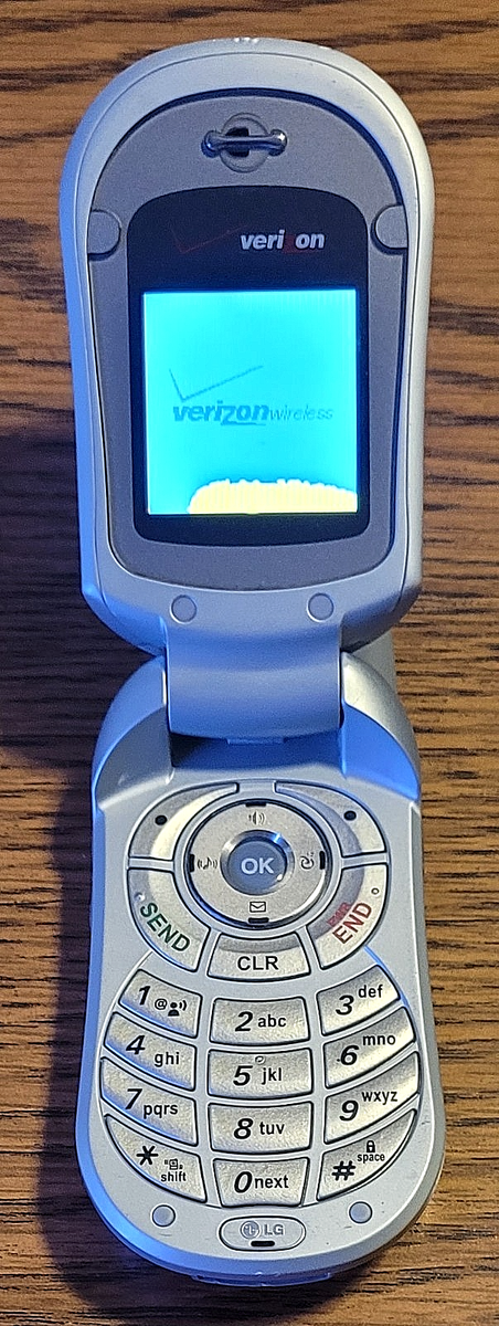 LG VX3450L - Silver and Gray ( Verizon ) Very Rare Cellular Flip