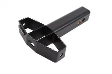 Dee Zee Serrated Hitch Step