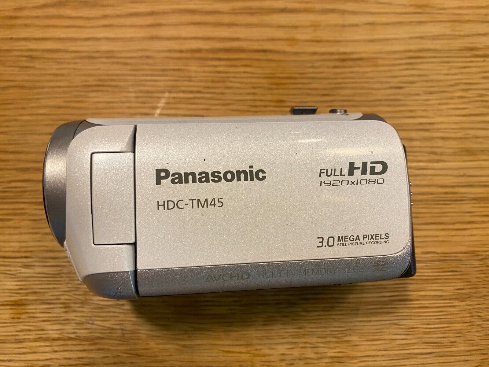 Panasonic Camcorder HDC-TM45 x42 33.7mm Tested White Silver Color From Japan