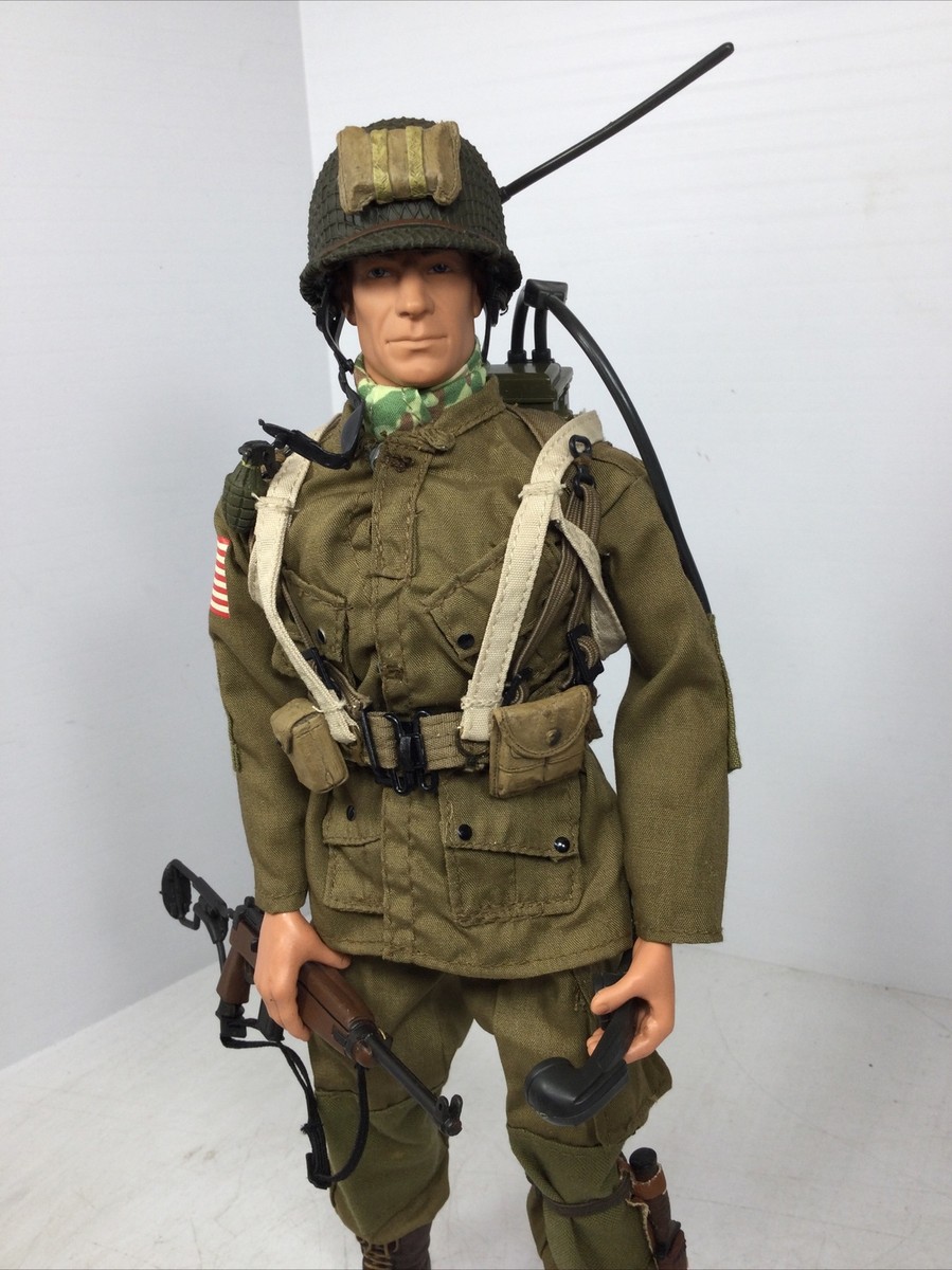 1/6 CUSTOMIZED HASBRO GI JOE US 82ND AIRBORNE PARATROOPER