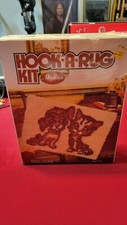 VINTAGE "HOOK-A-RUG KIT" NRFB NR