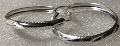 Vintage 925 Sterling Silver Mexico Taxco Hoop Earrings 1-1/4''Dia 1/8''W 4g w/boxE
