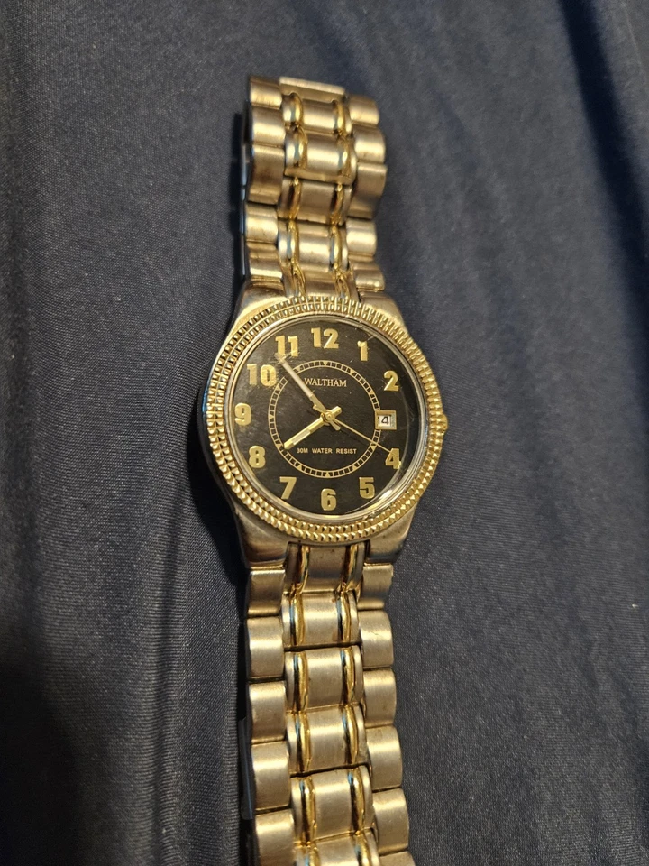 Waltham President 80 年代黑色日期复古男士腕表 — 第 4/4 张图片