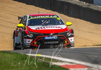 BTCC #19 Max Buxton Toyota Corolla GR Sport Brands Fließheck April 2026 A3 Print