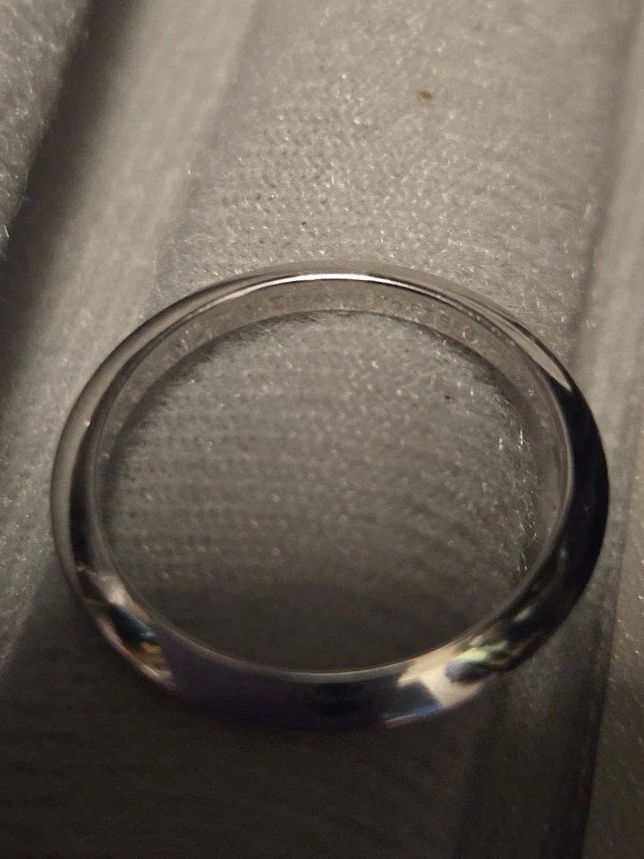 Tiffany & Co. Platinum Knife Edge Wedding Band 5.25 - Image 2 of 4