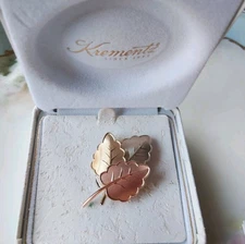 KREMENTZ 14K Gold Overlay Tri-Color Leaves Brooch  Marked---9-25