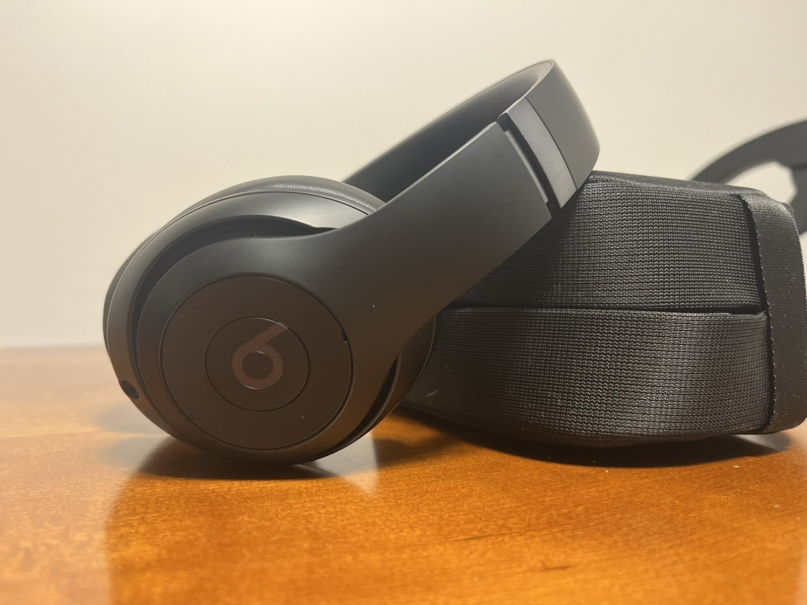 Beats by Dr. Dre Studio Pro Wireless Bluetooth Headphones - Black MQTP3LL/A