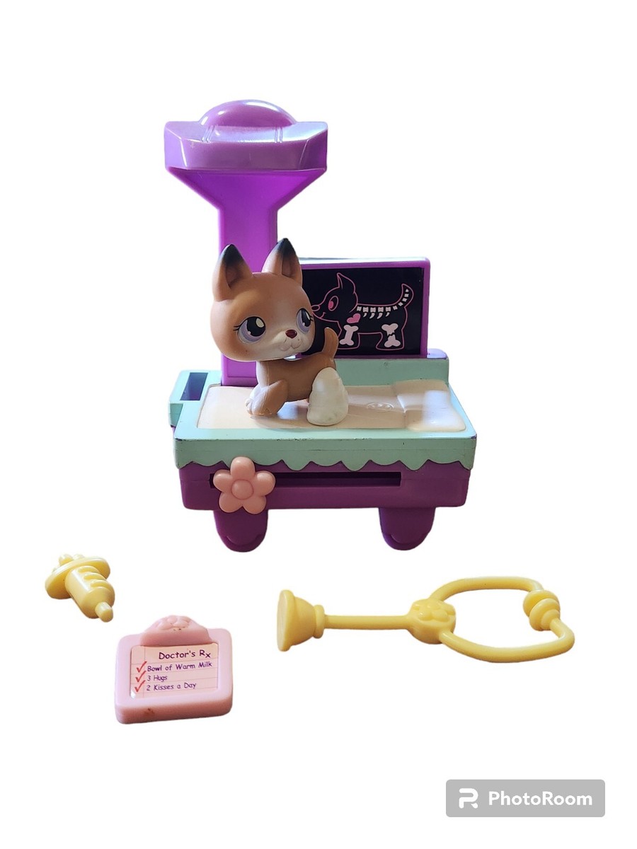 Littlest Pet Shop: LPS #112 German Shepherd Dog Purple Eyes with