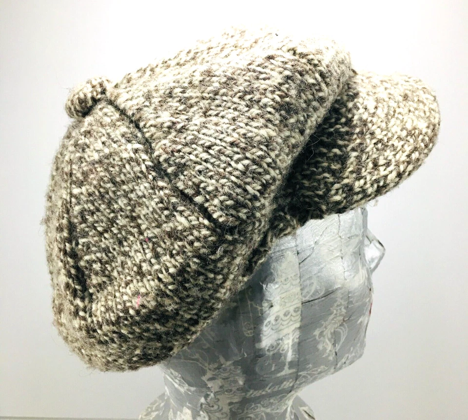Winter Hat Newsboy Style Wool Blend Brown and White Knit Peaked   - Image 4 of 4