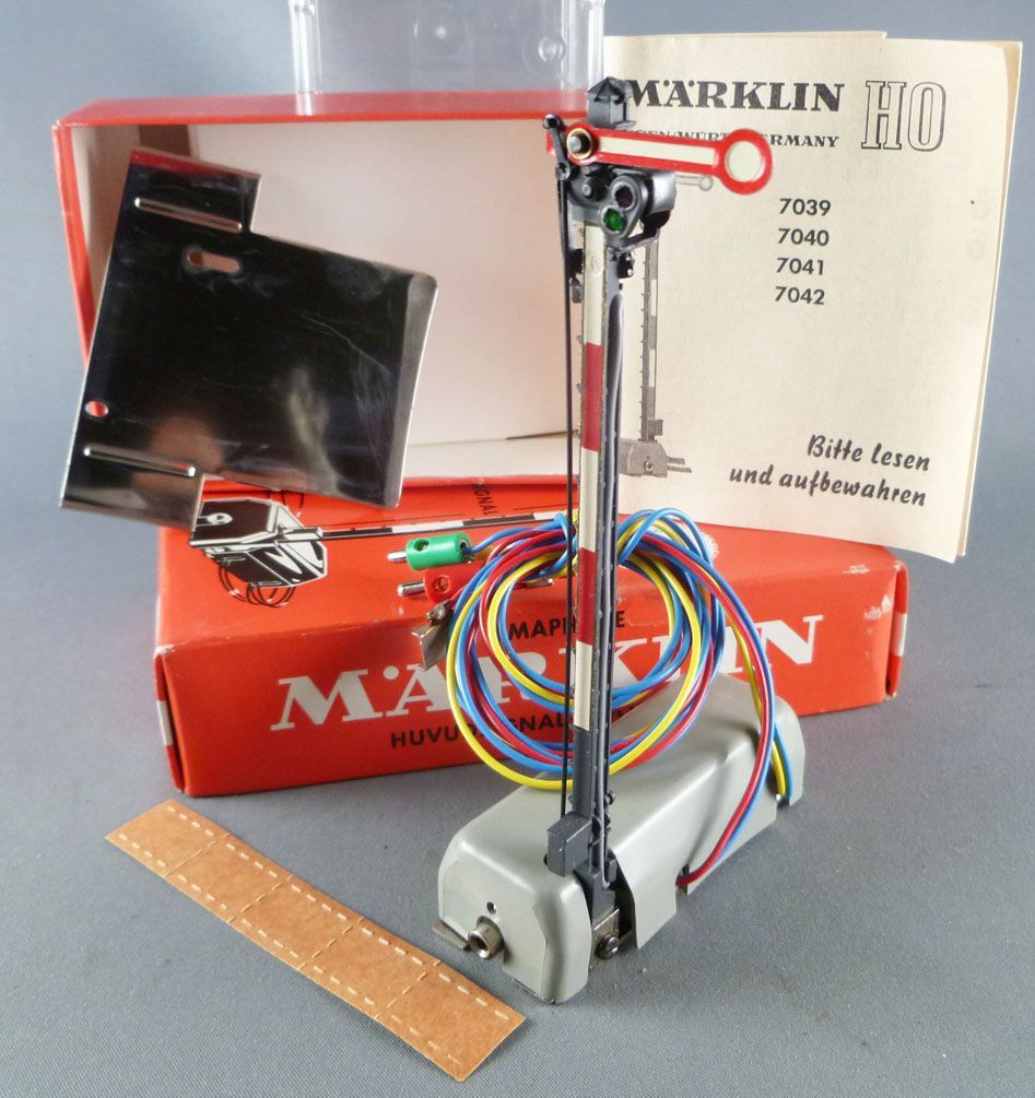 Märklin 7039 Ho Sncf Sémaphore 1 Aile Commande Electrique Neuf Boite 2 3663441541968 | eBay