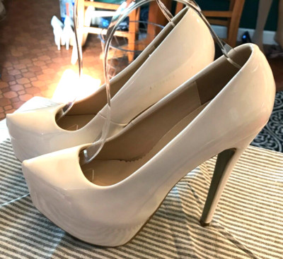 NEW MAIERNISI PATENT WHITE FAUX LEATHER HIGH HEEL PLATFORM PUMPS SZ 8