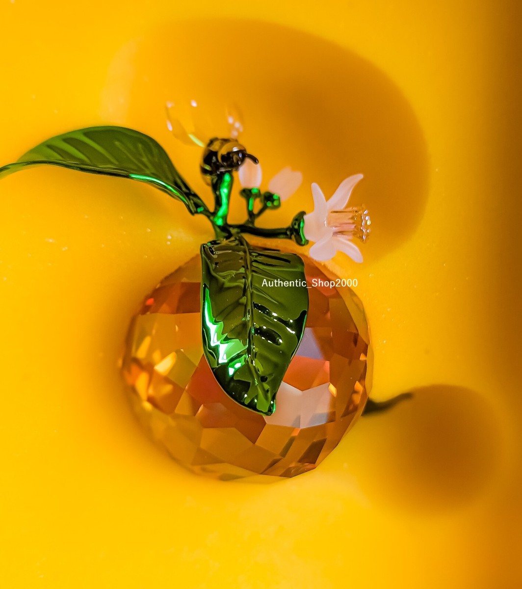New 100% SWAROVSKI Crystal Idyllia Clementine and Bee Figurine