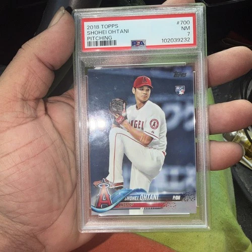 2018 Topps Shohei Ohtani Pitching #700 PSA 8 RC