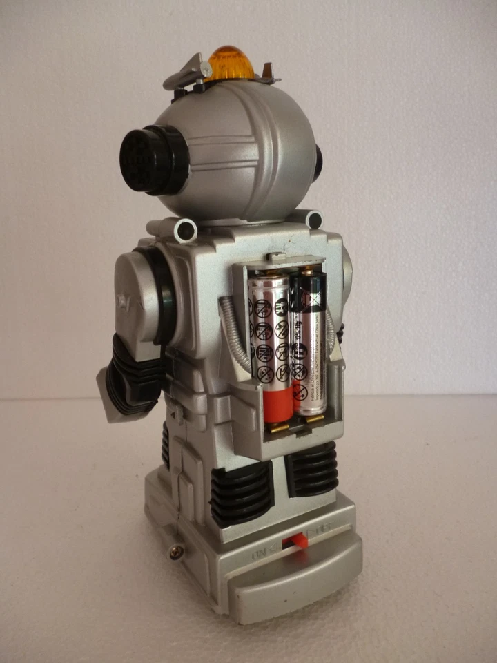 ANNEES 80 - FORCEBOT 3366 - FONCTIONNE A PILES 20 CM - TBE - BOITE FATIGUEE - Photo 3/4