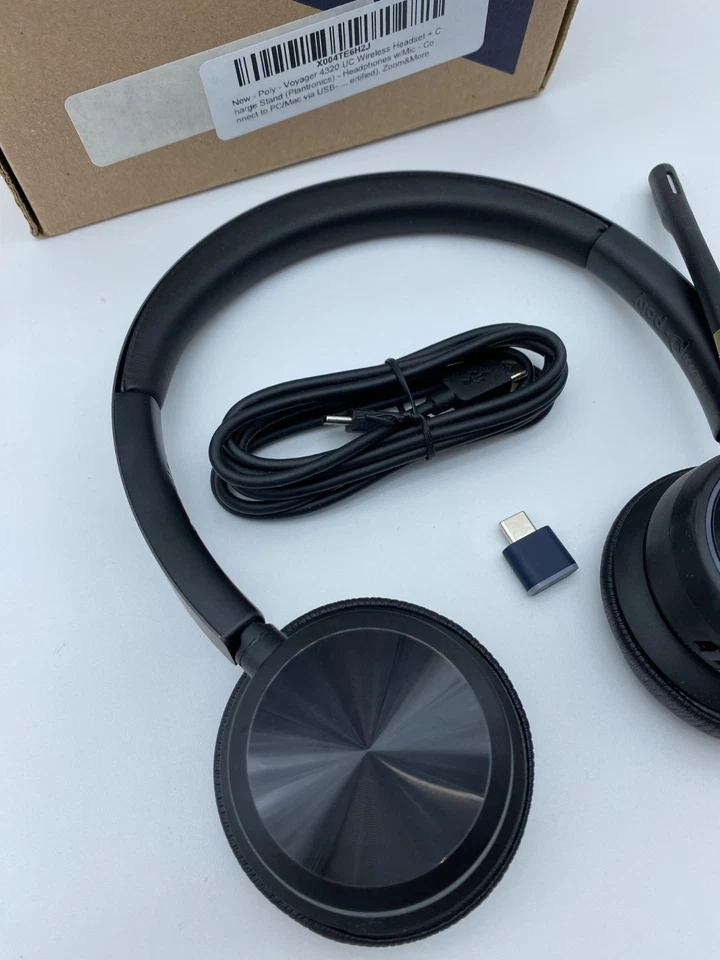 Poly Voyager 4320 UC Wireless Headset w/USB & Cable – Stand Missing - Image 4 of 4