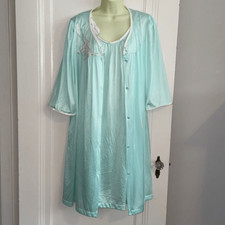 Vtg 70s/80s Vandemere mint green nightgown  robe set