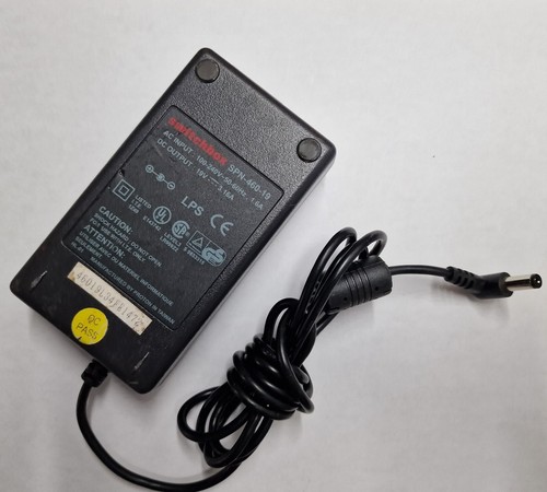 SWITCHBOX SPN-460-19 19V 3.16A ADAPTOR CHARGER LAPTOP