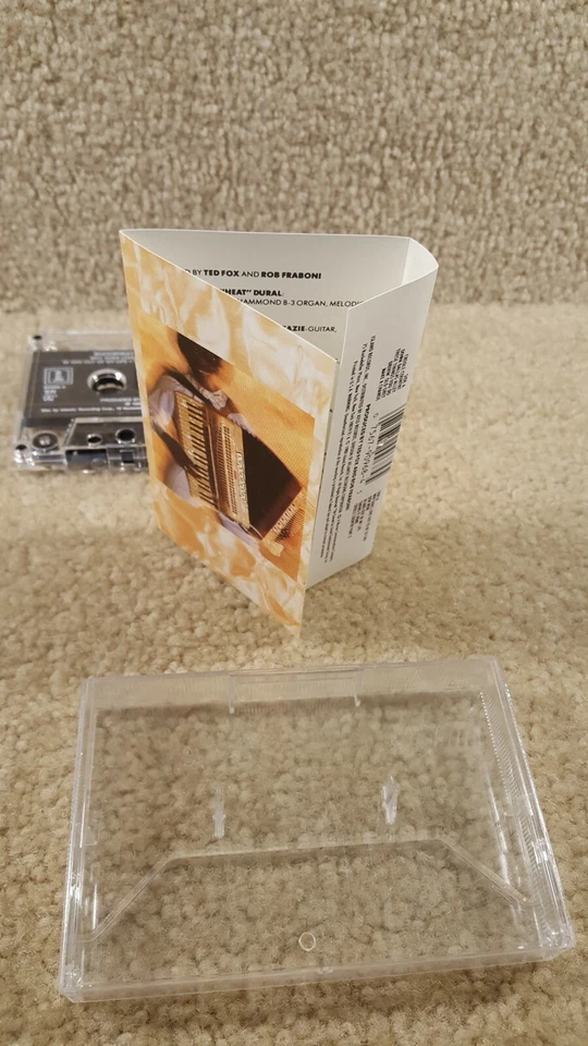 Vintage 1988 Cassette Tape Buckwheat Zydeco Taking It Home Island Records - Изображение 4 из 4