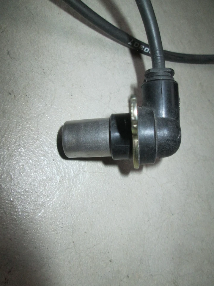 ST1300A 2003 - 2013 ST1300PA 2015 - 2018 SENSOR DE VELOCIDAD DE RUEDA TRASERA 38510-MCS-G01 Foto 2 de 4