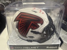Tyler Allgeier Signed Mini Helmet Falcons