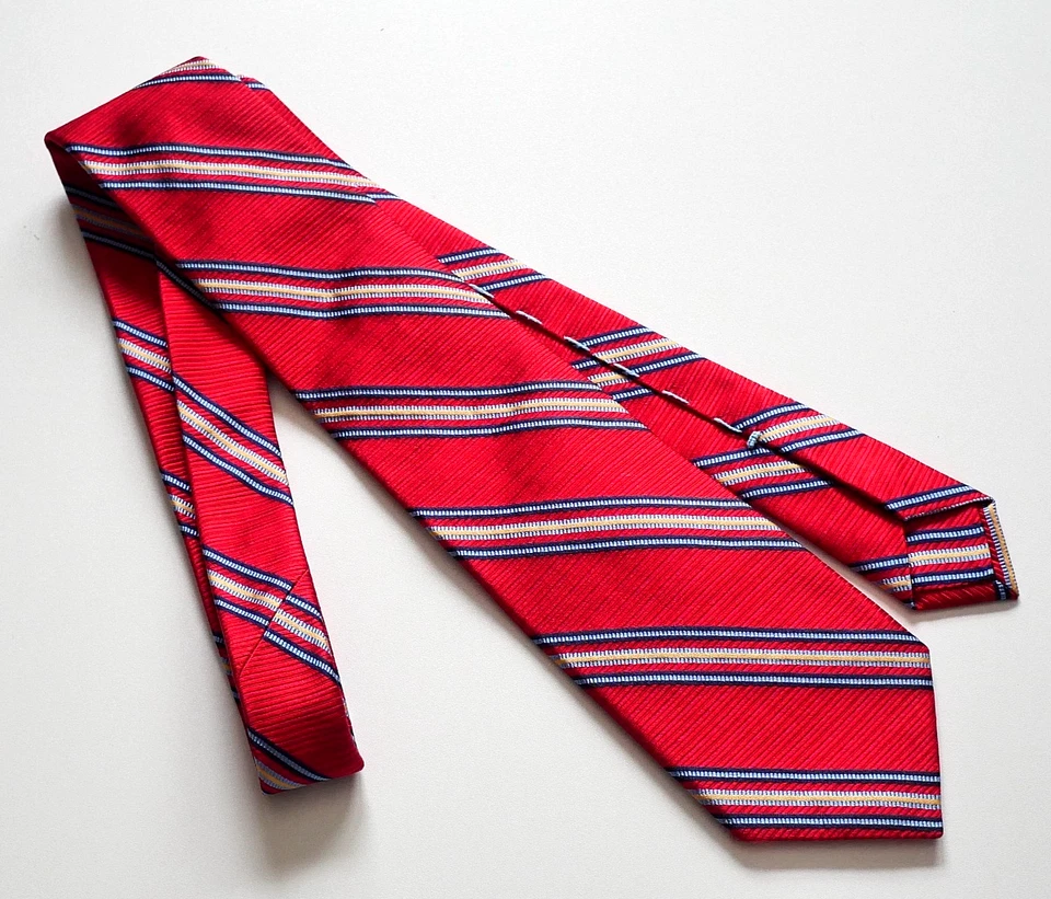 Corbata de seda tejida de regimiento rojo a medida Braemore B Canadá 58" x 3 7/8" hecha a mano Foto 2 de 4