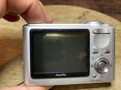 FUJIFILM FinePix F10 Super CCD 6.3mp Digital Camera Tested