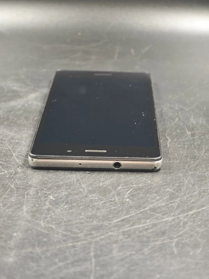 Huawei P8 Lite ALE-L21 Ram 2GB Almacenamiento 16GB Smartphone - Usado Funcional - Imagen 3 de 4