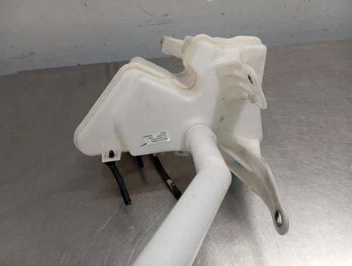 85310F4040 Serbatoio Liquido Tergicristalli per TOYOTA C-HR (X10) 2023 933966 - Foto 4 di 10