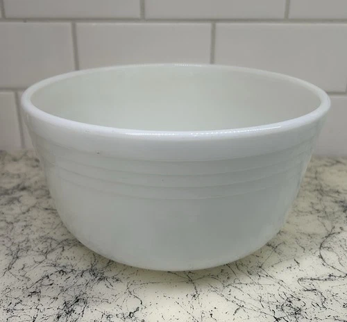 Vintage Pyrex 32 White Milk Glass Ribbed Mixing Bowl – Made in USA