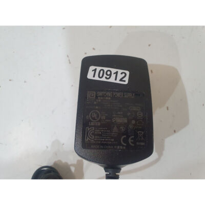 Phihong PSAC05R-050T Schaltnetzteil AC Adapter schwarz 5 Volt kompakt