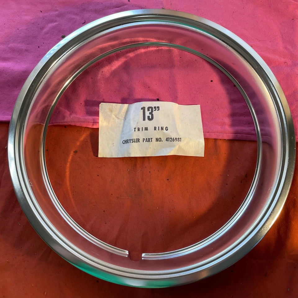 Chrysler Lebaron Cargador Llanta Borde Belleza Anillo Clip Acero Inoxidable 13” OE Foto 4 de 4