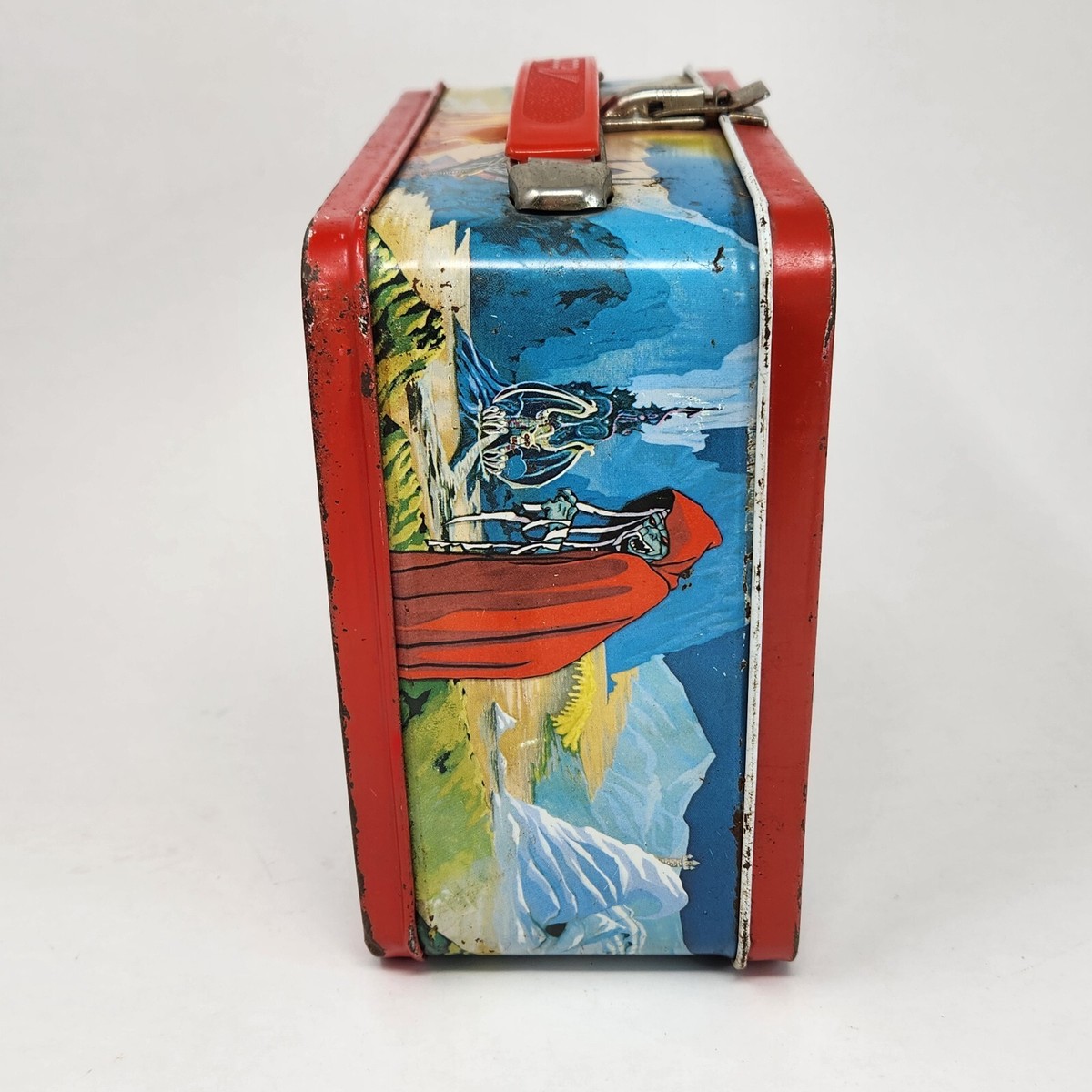 VINTAGE 1985 THUNDERCATS METAL LUNCHBOX CAT'S LAIR LION-O