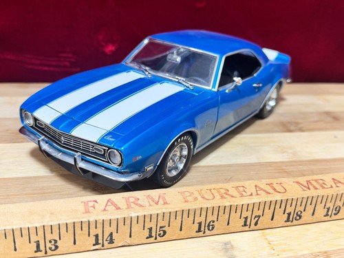 1968 CHEVY CAMARO Lane Exact Detail 1/18 Scale LeMans Blue Z/28 White RARE HTF - Picture 2 of 8