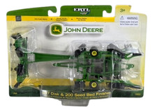 1/64 ERTL John Deere 637 Disk  200 Seed Bed Finisher 2010 Brand New