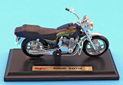 Maisto Suzuki GSX750 1:18 - Bild 1 von 3